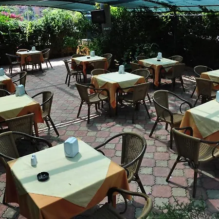 Yavuzhan Szálloda 2*