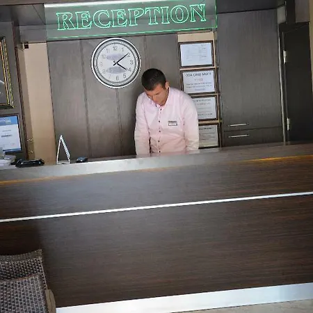 Yavuzhan Szálloda Side