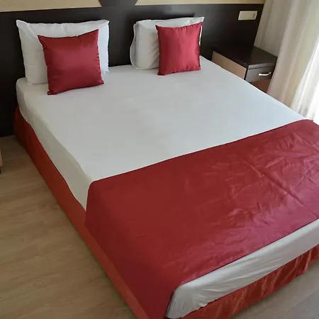 Yavuzhan Hotel 2*