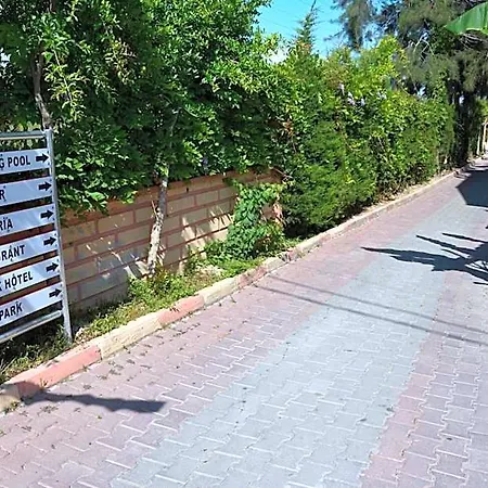 Ξενοδοχείο Yavuzhan 2*