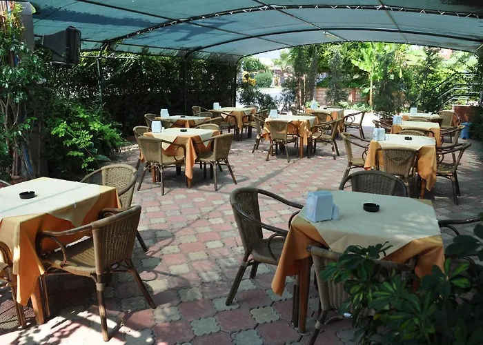 Yavuzhan Hotel Side